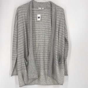 Gap long Grey and White Cardigan size XS